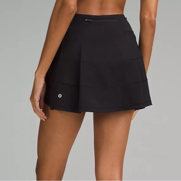 lululemon athletica Pace Rival Mid-Rise Skirt - Regular Length Black Skirt - Picture 1 of 6